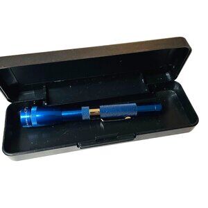 Mini Maglite 2-Cell AAA Flashlight Blue With Case & Manual‎